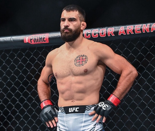 Cựu đặc nhiệm Pháp Benoit Saint Denis đối đầu "Conor 2.0" Mauricio Ruffy