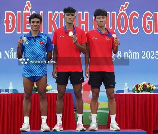 Tạ Ngọc Tưởng phá kỷ lục 400m nam tồn tại 10 năm của Quách Công Lịch