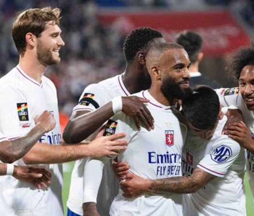 Dự đoán Lens vs Lyon, 22h00 ngày 16/8, Ligue 1 2025/26