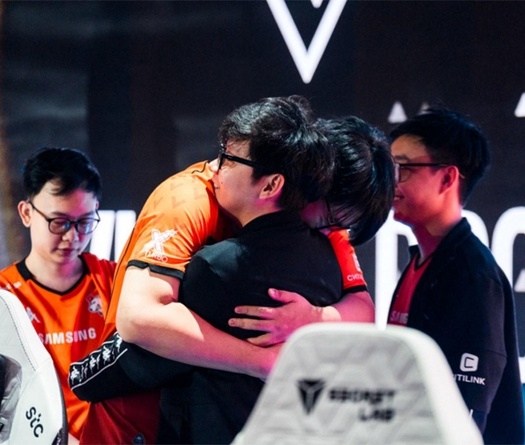 Đội tuyển Đấu Trường Chân Lý Việt Nam viết nên lịch sử tại EWC 2025