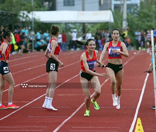 "Kỷ lục chạy tiếp sức 4x800m nữ quốc gia" gây sốc dù thiếu "chuẩn điện tử"