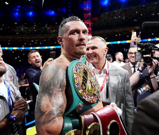 Oleksandr Usyk nhận tối hậu thư sắp bị tước đai vô địch thế giới