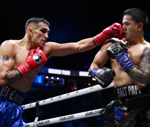 Tony Ferguson KO đối thủ ngày ra mắt Boxing: Chiến thắng đầu tiên sau 5 năm