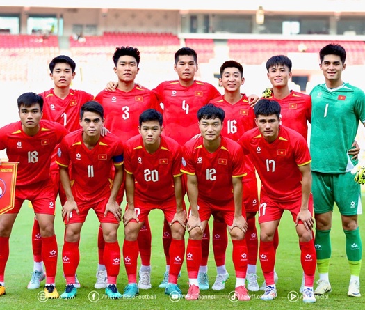 Đội hình ra sân U23 Việt Nam vs U23 Bangladesh: Khuất Văn Khang dự bị