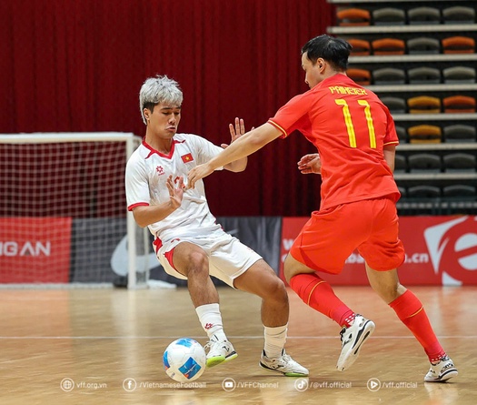 AFC nói sự thật đau lòng về tấm thẻ đỏ của cầu thủ futsal Trung Quốc