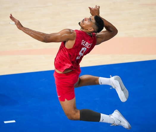 Mỹ ngược dòng bằng thứ vũ khí tối thượng tại Playoffs giải bóng chuyền VĐTG