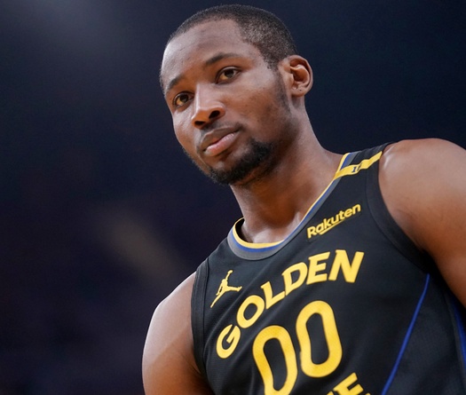 Jonathan Kuminga từ chối hội quân với Golden State Warriors: Bế tắc và căng thẳng kéo dài