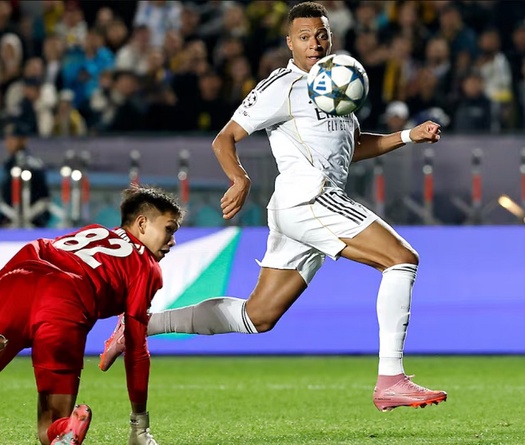 Mbappe sánh ngang kỷ lục của Cristiano Ronaldo, hướng tới mùa giải kỳ diệu