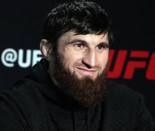 Magomed Ankalaev tố Alex Pereira “bịa chuyện” trước thềm tái đấu UFC 320