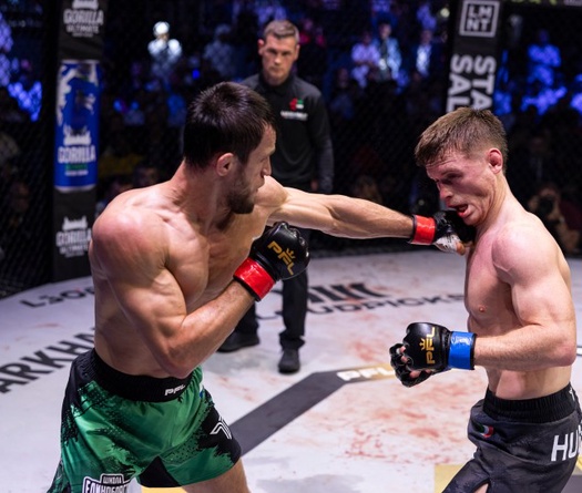 Usman Nurmagomedov lần thứ hai thắng Paul Hughes: Tranh cãi từ trọng tài tới bảng điểm