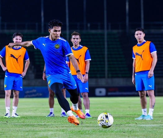 Bóng đá Malaysia sau cú sốc gian lận quốc tịch: Chỉ còn 4 cầu thủ nhập tịch đá với Lào