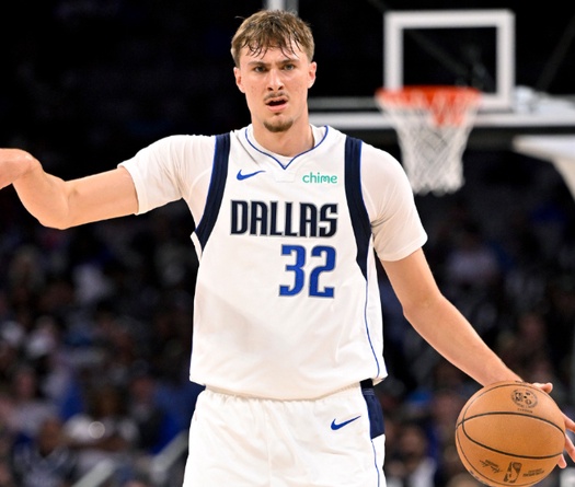 Tài năng trẻ Cooper Flagg chào sân ấn tượng, HLV trưởng Dallas Mavericks bày tỏ sự hài lòng