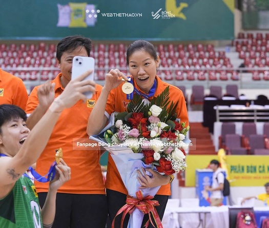 3 vai trò và dấu ấn tượng đài Ngọc Hoa trong cả 6 lần lên đỉnh bóng chuyền VĐQG của VTV BĐ Long An