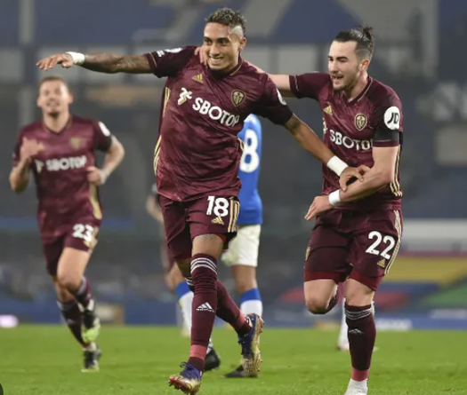 Nhận định, soi kèo Burnley vs Leeds: Cuộc chiến sinh tử tại Turf Moor