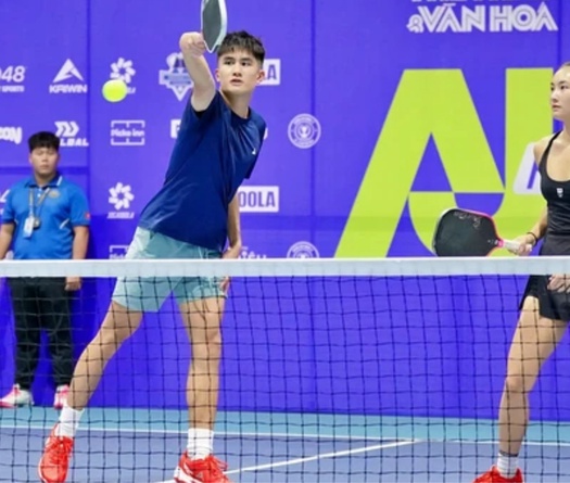 Cuộc cách mạng trong chiến thuật Pickleball: Khi "đánh vào nữ" không còn là chìa khóa thắng lợi