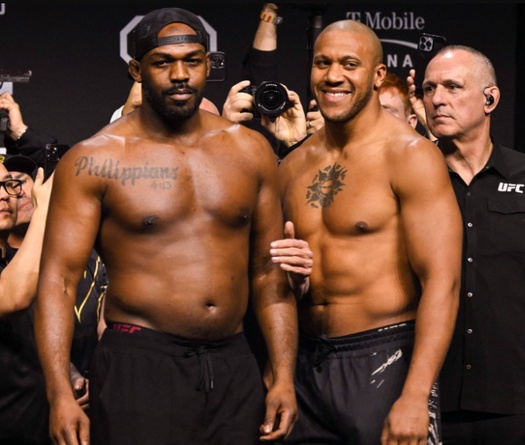 Ciryl Gane cho rằng Jon Jones sẽ ủng hộ mình ở UFC 321: Tom Aspinall thiếu tôn trọng anh ấy