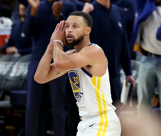 Stephen Curry rực sáng trước Nikola Jokic, Warriors khẳng định vị thế ứng cử viên vô địch NBA