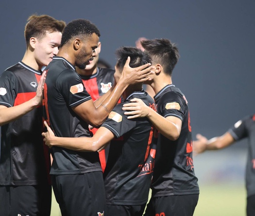 Sức mạnh không thể ngăn cản của tân binh Ninh Bình