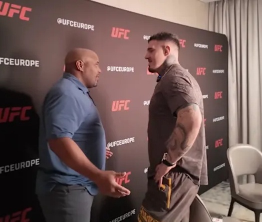 Daniel Cormier thất vọng khi bị Tom Aspinall lộ cuộc trò chuyện nhạy cảm ở UFC 321