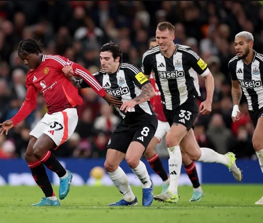 Boxing Day Ngoại hạng Anh 2025 chỉ còn một trận đấu: MU ra sân