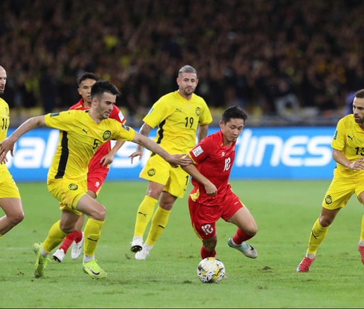 Malaysia “hết cửa” lật ngược thế cờ trước Việt Nam