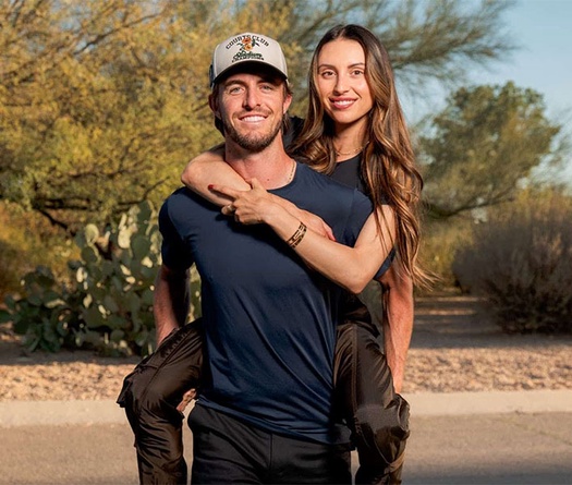 Bí quyết “giữ lửa” khi thi đấu cùng người yêu trên sân pickleball