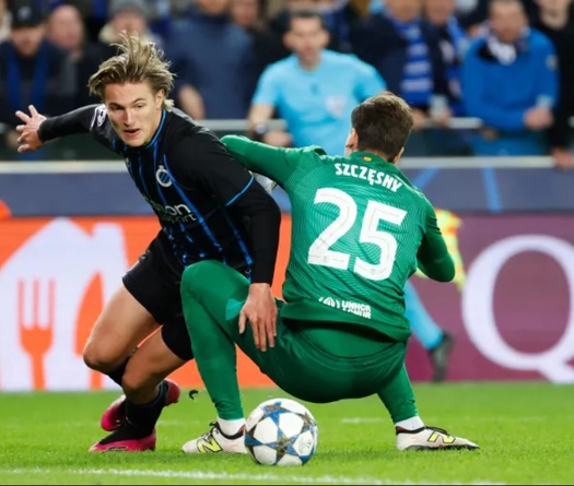 Hàng thủ Barcelona báo động đỏ sau 3 bàn thua ở Champions League