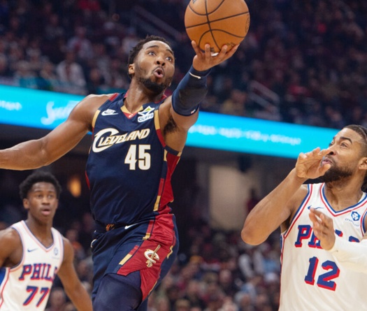 Bị 'trẻ trâu chê hết thời' khi chơi game, Donovan Mitchell trút giận lên 76ers với 46 điểm