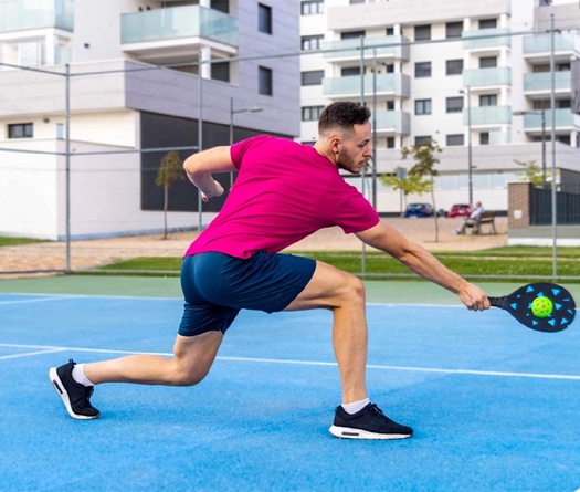 Tại sao các tay vợt pickleball chuyên nghiệp từ bỏ cú đánh lát bóng (slice)?