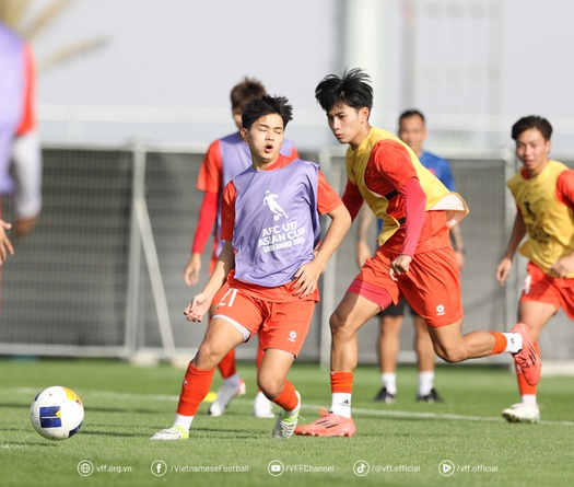 Việt Nam cạnh tranh suất dự World Cup với Malaysia