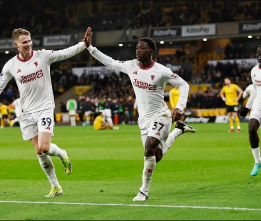 Sau McTominay, một tiền vệ khác có thể được giải cứu khỏi MU