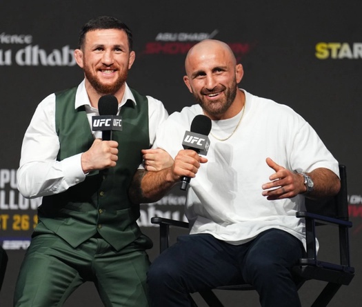 Merab Dvalishvili nói về quan điểm lên thách đấu Volkanovski ở UFC
