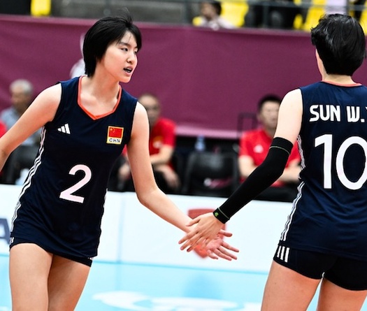 Phụ công trẻ Trung Quốc 15 tuổi lọt vào tầm ngắm nhiều CLB châu Âu sau giải U16 châu Á