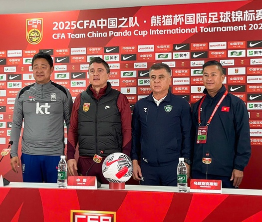 HLV Đinh Hồng Vinh: “Thi đấu với đối thủ mạnh là cơ hội rất tốt cho U22 Việt Nam”