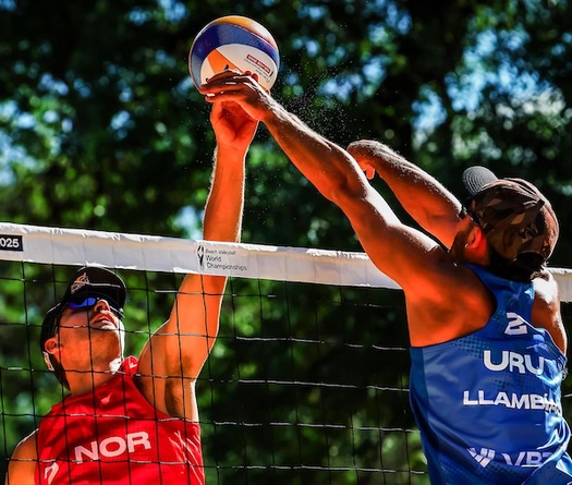 Highlight giải bóng chuyền bãi biển vô địch thế giới: Mol, A./Sørum, C. vs. Hannibal/Llambías