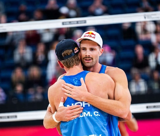 Cặp đôi số 1 Na Uy giành ngôi nhất bảng giải bóng chuyền VĐTG