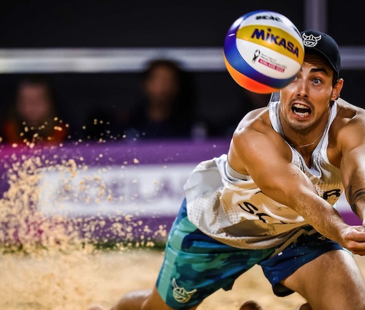 Vòng bảng Giải vô địch bóng chuyền bãi biển nam FIVB tại Úc kết thúc đầy kịch tính