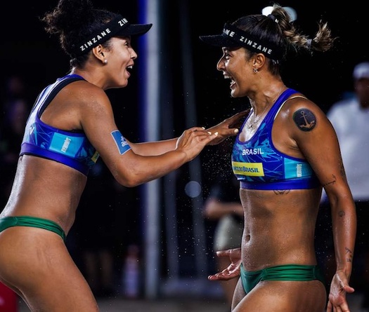 Hạt giống số 1 Brazil thắng nghẹt thở trong loạt tie-break giải bóng chuyền VĐTG