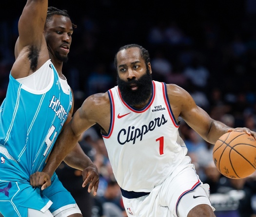 James Harden rực sáng với 55 điểm, phá vỡ kỷ lục ghi điểm lịch sử của LA Clippers