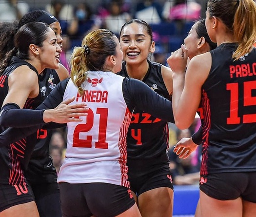 Petro Gazz chấm dứt chuỗi 19 lần liên tiếp vào bán kết của Creamline tại PVL