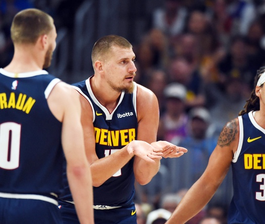 Nikola Jokic 44 điểm vẫn không cứu được Nuggets, lên tiếng chê trách thái độ thi đấu của toàn đội