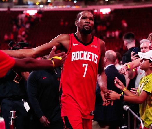 Kevin Durant: "NBA 2K là cuộc sống", tiết lộ cách game giúp kết nối với đồng đội trẻ