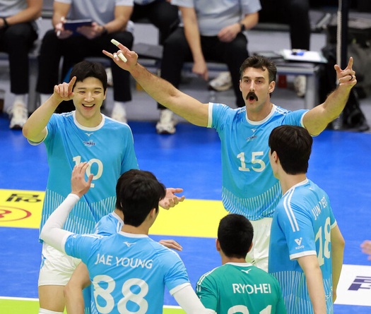 Korean Air hạ KEPCO 3–0, nối dài mạch thăng hoa 8 trận toàn thắng