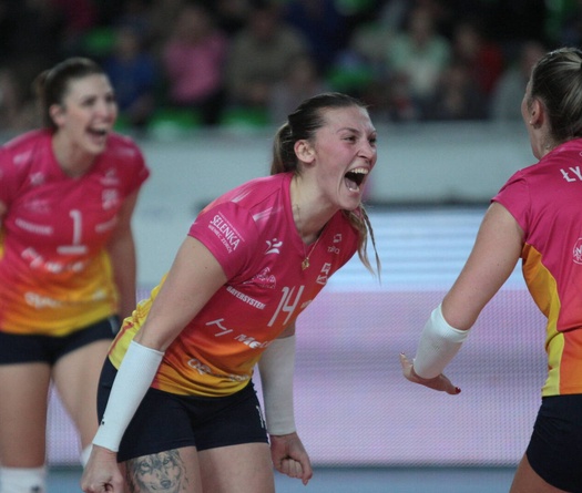 Volley Wrocław gục ngã trước Pałac Bydgoszcz sau trận đấu năm set căng thẳng