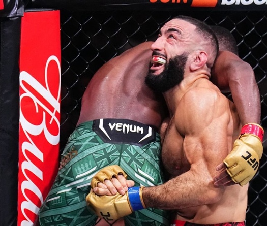 Belal Muhammad đấu vật với nhà vô địch NCAA 2 lần tại RAF 4