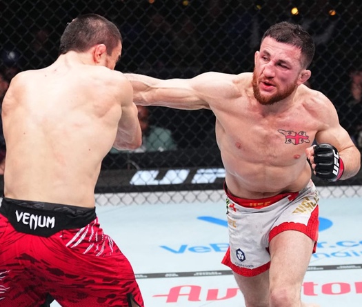 Merab Dvalishvili đáp trả mâu thuẫn với Umar Nurmagomedov: “Cậu ta không tôn trọng tôi”