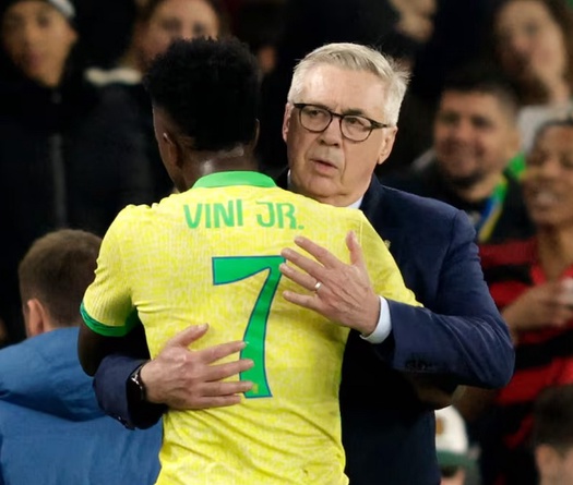 HLV Ancelotti cảnh báo Neymar và Vinicius về danh sách tuyển Brazil dự World Cup 2026