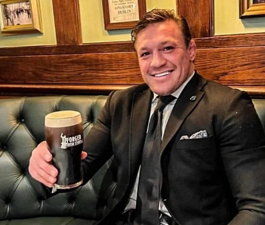 Công ty bia của Conor McGregor lỗ gần 9 triệu USD