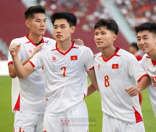 HLV Kim Sang-sik không hài lòng về bàn thua của U22 Việt Nam