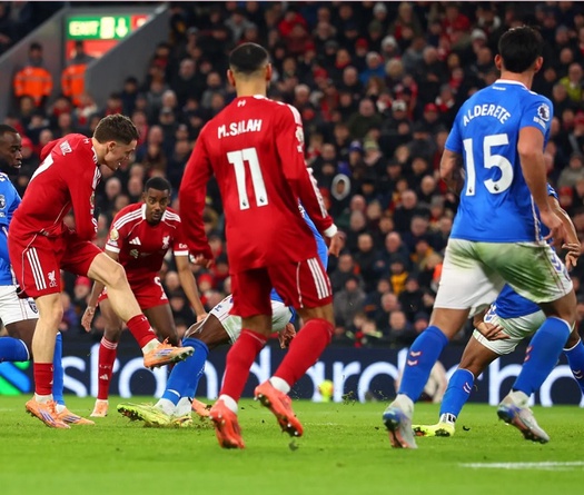 Bảng xếp hạng Ngoại hạng Anh sau khi Liverpool bị cầm chân, Chelsea thua đau